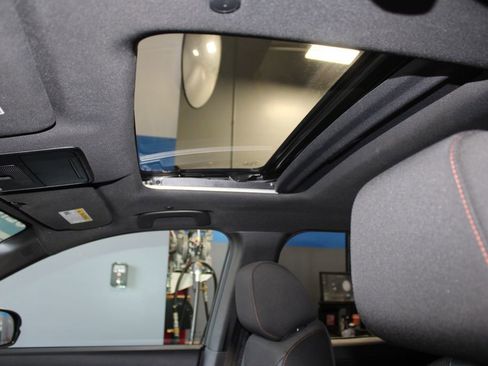 Used 2024 Honda CR-V Sport image 37