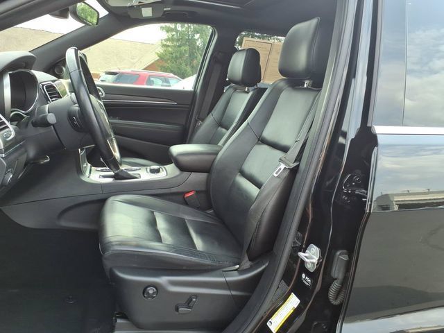 Used 2021 Jeep Grand Cherokee Limited AWD/4WD image 12