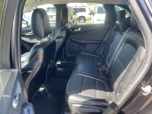 Used 2024 Ford Escape Platinum AWD/4WD image 14