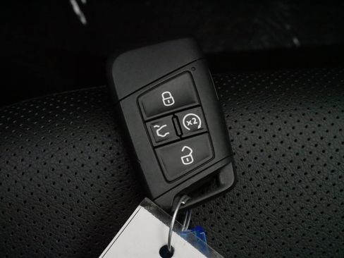 Certified 2024 Volkswagen Jetta SEL image 33