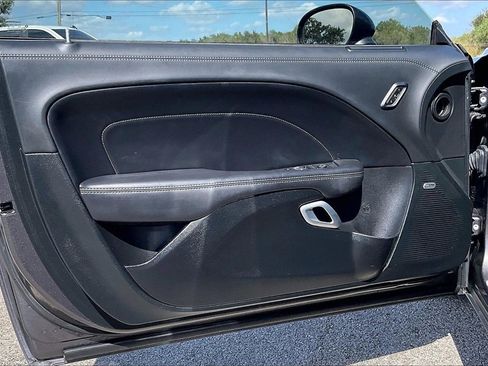 Used 2022 Dodge Challenger R/T w/ Plus Package image 15