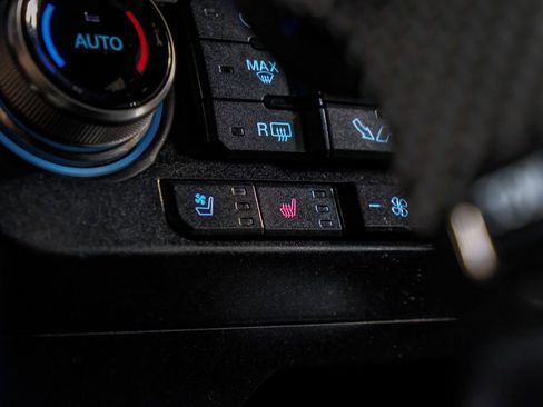 Used 2018 Ford F150 Raptor w/ Equipment Group 802A Luxury image 26