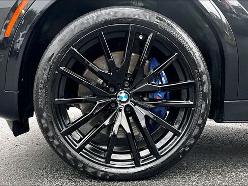 Used 2022 BMW X6 M50i image 32