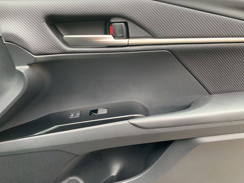 New 2026 Toyota Camry SE FWD image 18