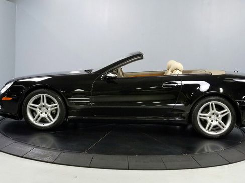 Used 2008 Mercedes-Benz SL 550 image 4