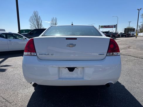 Used 2014 Chevrolet Impala LT w/ LT Sunroof Package FWD image 4