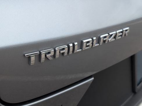 Certified 2023 Chevrolet TrailBlazer LT FWD image 10