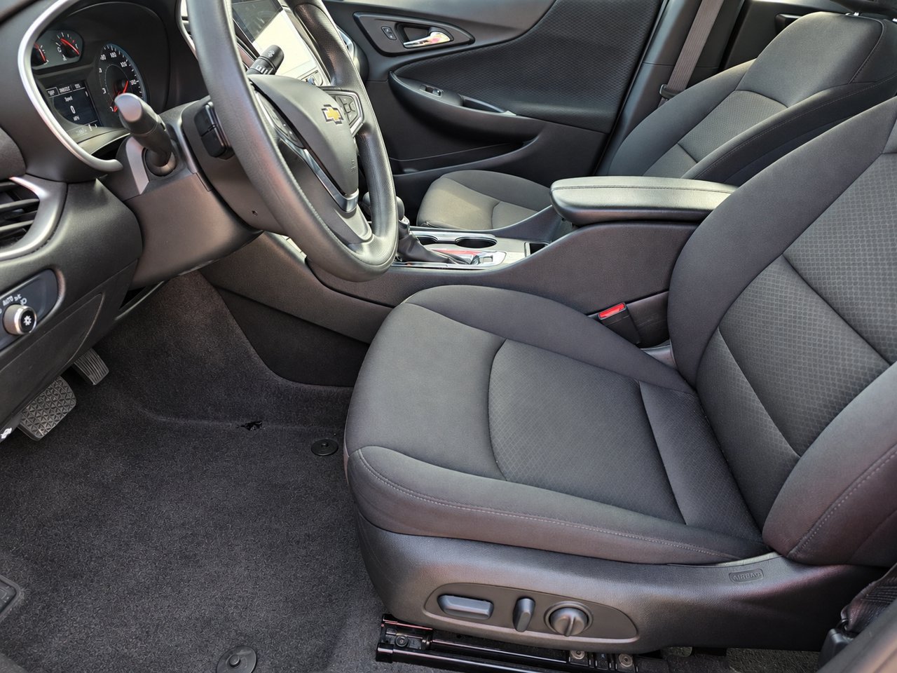 Certified 2024 Chevrolet Malibu LT FWD image 14