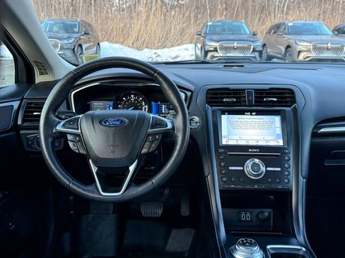 Used 2019 Ford Fusion Energi Titanium image 24