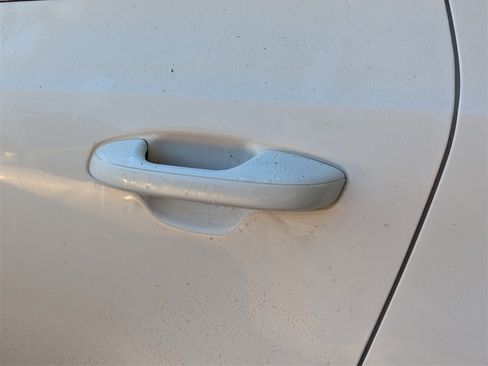 Used 2025 Kia Telluride EX image 15