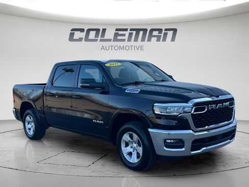 Used 2025 RAM 1500 Big Horn image 7