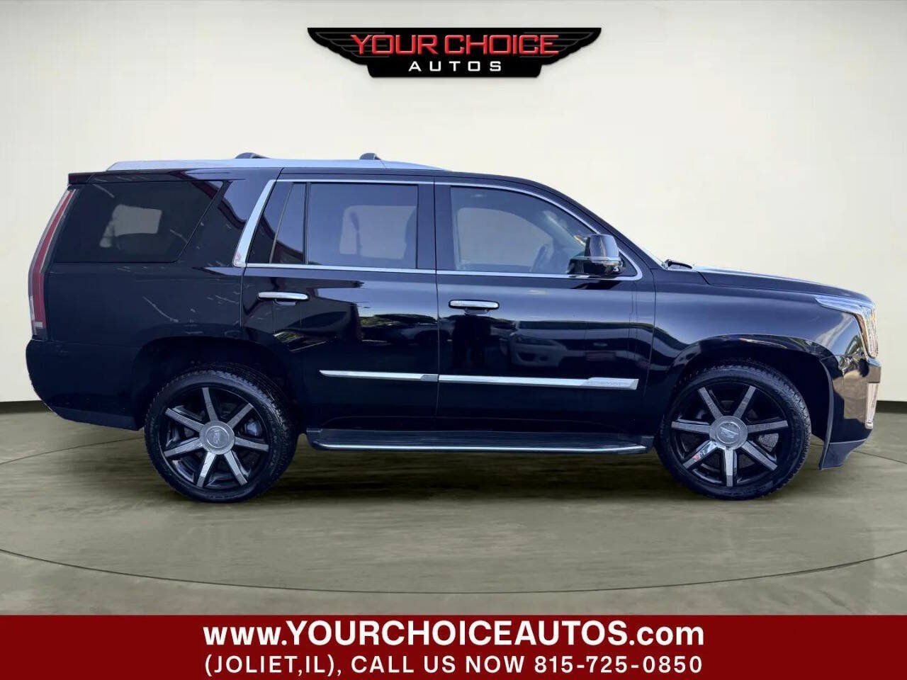Used 2016 Cadillac Escalade Luxury AWD/4WD image 7