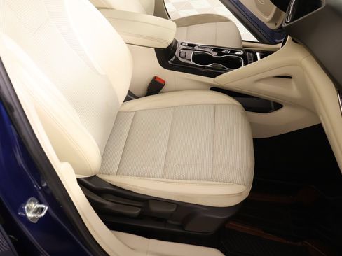 Used 2023 Buick Envision Preferred FWD image 13