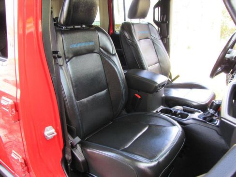 Used 2022 Jeep Wrangler Unlimited Rubicon 4xe w/ Cold Weather Group image 20