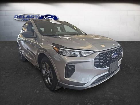 Used 2023 Ford Escape ST-Line w/ Tech Pack #1 AWD/4WD image 9