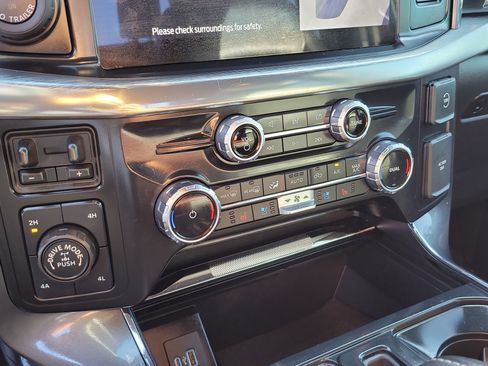 Used 2023 Ford F150 Lariat image 25