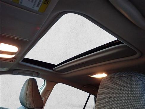 Certified 2024 Subaru Crosstrek 2.0i Premium image 14