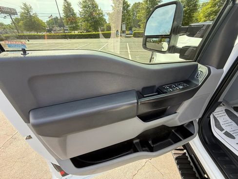 Used 2023 Ford F250 XL w/ XL Driver Assist Package image 15