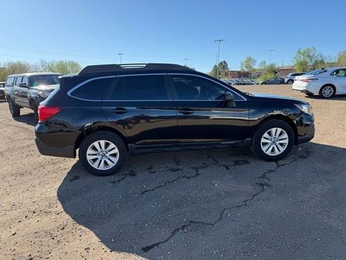 Used 2018 Subaru Outback 2.5i image 7