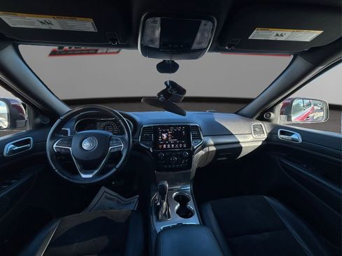 Used 2020 Jeep Grand Cherokee Laredo w/ Quick Order Package 2BN North image 27