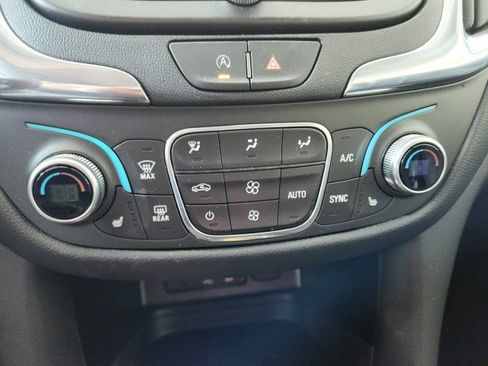 Used 2024 Chevrolet Equinox LT image 6