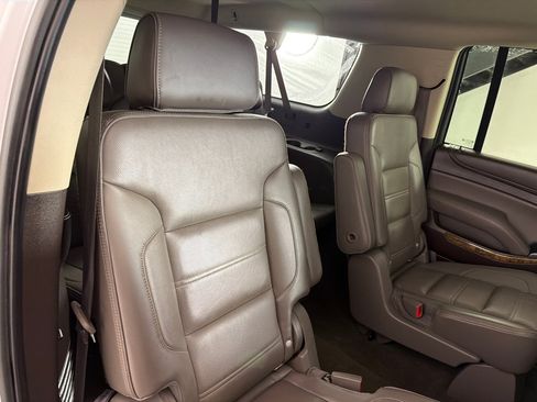 Used 2016 GMC Yukon XL Denali w/ Open Road Package AWD/4WD image 25