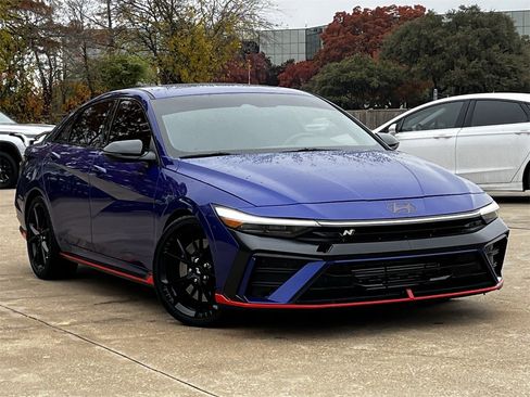 Used 2024 Hyundai Elantra N image 2