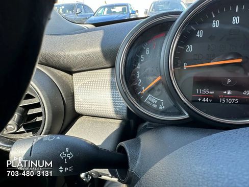 Used 2015 MINI Cooper 2-Door Hardtop image 8