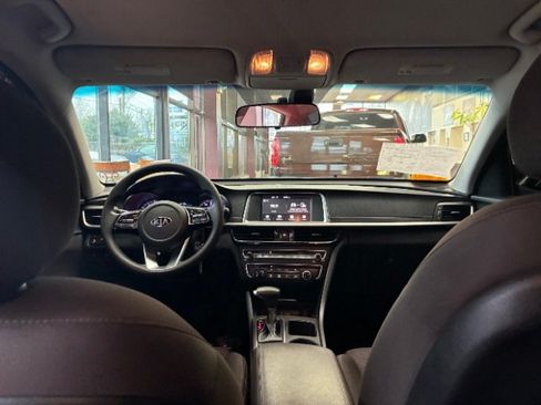 Used 2019 Kia Optima LX FWD image 32
