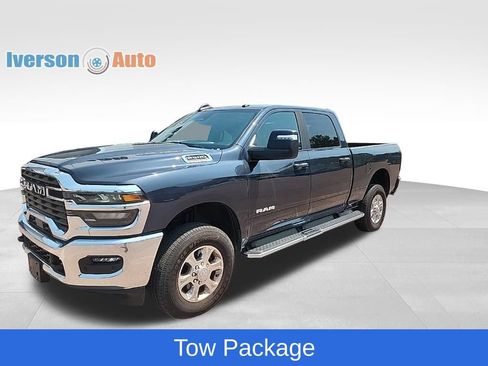 Used 2026 RAM 2500 Big Horn AWD/4WD image 9