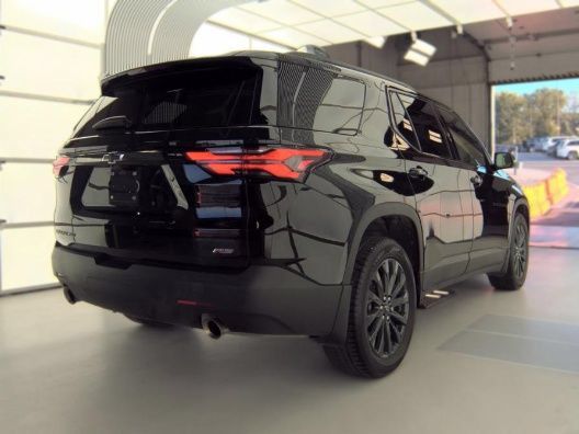 Used 2023 Chevrolet Traverse RS AWD/4WD image 8