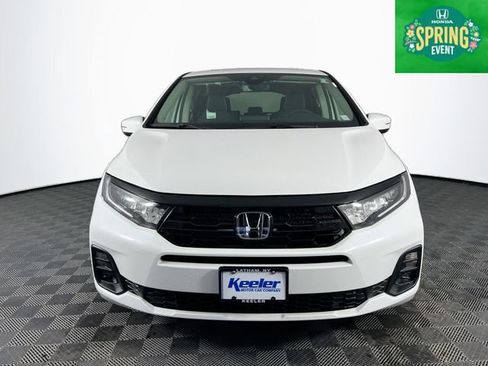 New 2026 Honda Odyssey Touring image 9