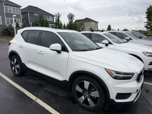 Used 2019 Volvo XC40 T5 Momentum AWD/4WD image 5