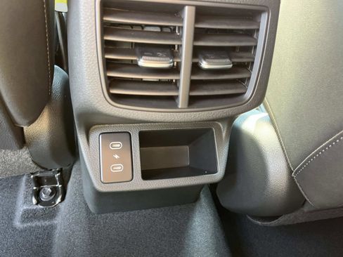 New 2026 Kia Seltos EX image 17