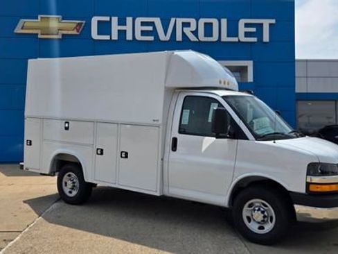 New 2026 Chevrolet Express 3500 w/ Power Convenience Package RWD image 1