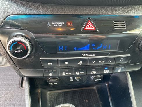 Used 2020 Hyundai Tucson SEL image 16