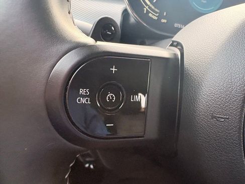 Used 2023 MINI Cooper S image 36