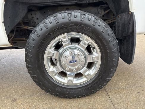 Used 2015 Ford F350 XLT w/ XLT Premium Package image 49