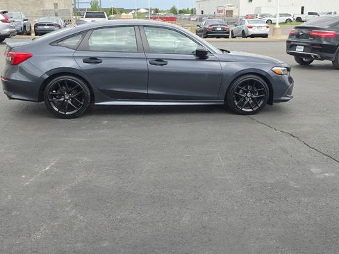 Used 2023 Honda Civic Sport image 8