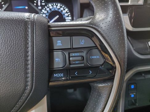 Used 2022 Toyota Tundra SR5 AWD/4WD image 50
