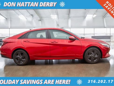 Used 2023 Hyundai Elantra SEL image 27