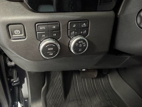 Certified 2025 GMC Sierra 1500 SLT w/ SLT Premium Plus Package image 18