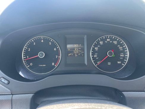 Used 2014 Volkswagen Jetta SE FWD image 16