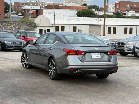 Used 2020 Nissan Altima 2.5 SR FWD image 4