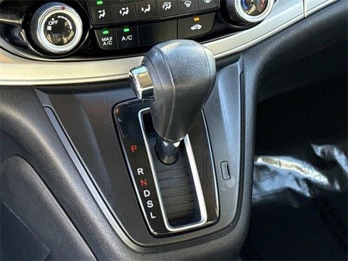 Used 2016 Honda CR-V SE image 22