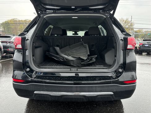 Used 2022 Chevrolet Equinox LT image 23