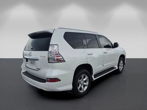Used 2018 Lexus GX 460 w/ Navigation Package AWD/4WD image 4
