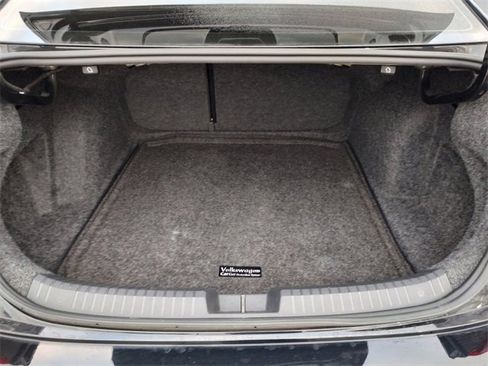 Used 2024 Volkswagen Jetta SEL image 16
