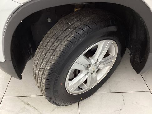 Used 2018 Chevrolet Trax LT w/ LT Convenience Package image 43