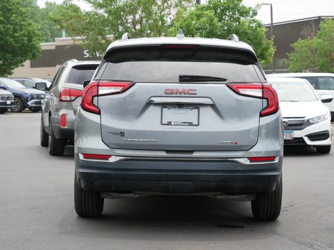 Used 2023 GMC Terrain AT4 AWD/4WD image 7